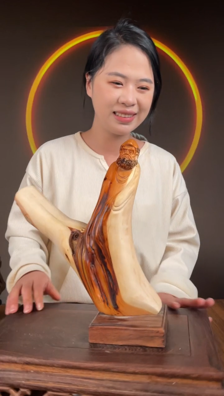 【闪购商品】柏木（崖柏）手工摆件,先抢先得!