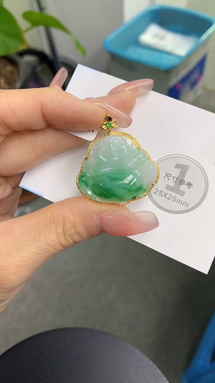 颈饰18K金镶嵌翡翠 11111111111