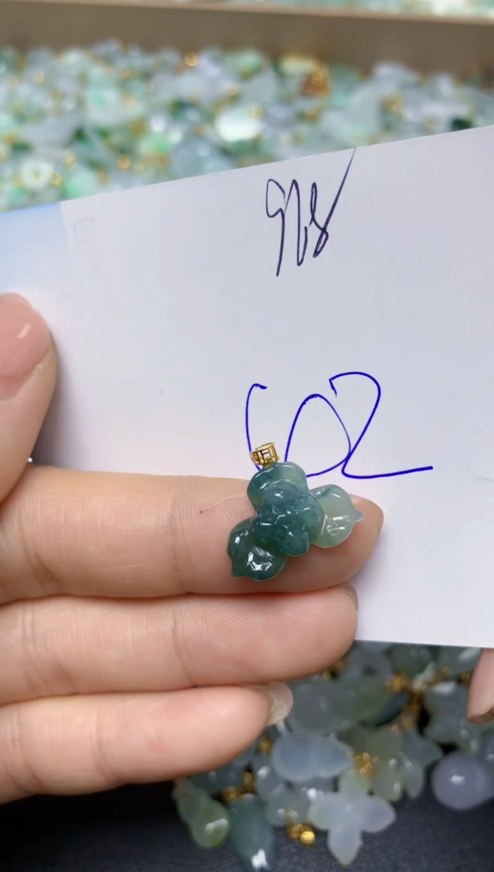 【闪购商品】翡翠挂件18K金镶嵌 天然翡翠A货