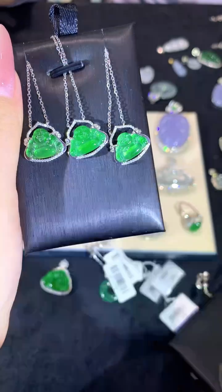 【闪购商品】翡翠套链18K金镶嵌a120时尚多样性发其一