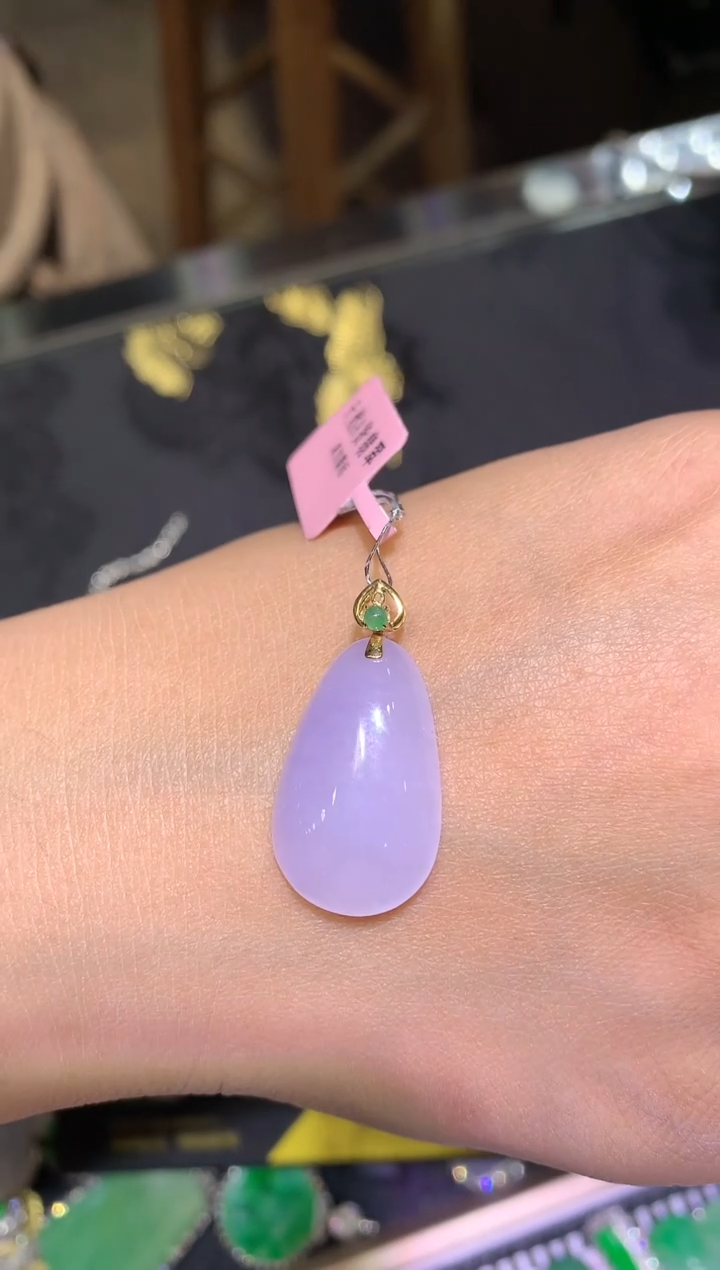 【闪购商品】翡翠吊坠(不含链)18K金镶嵌福瓜