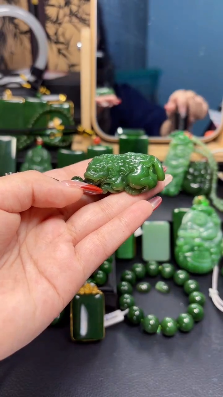 【闪购商品】和田玉（碧玉）吊坠(赠链)未镶嵌1