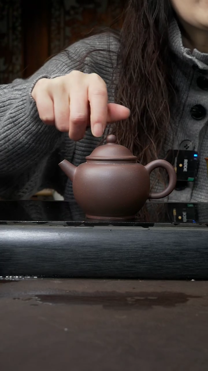 【闪购商品】紫砂茶壶底槽清 高巨轮珠 160cc 054