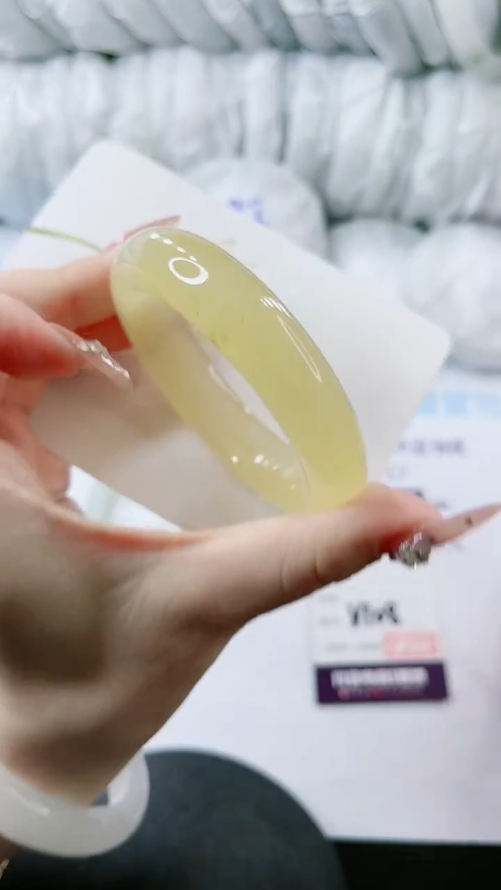 【闪购商品】石英质玉手镯未镶嵌多样性发货V108