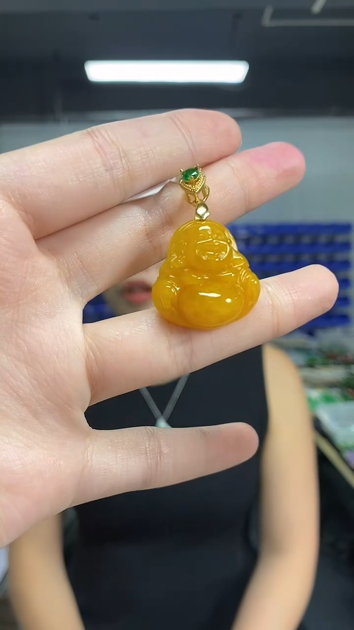 颈饰未镶嵌翡翠多样性发其一颜色微差