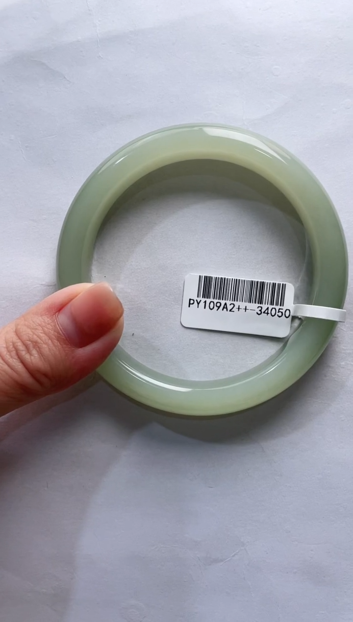 【闪购商品】和田玉手镯未镶嵌59+圈口