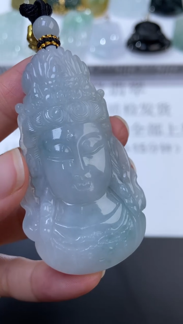 未镶嵌挂件翡翠356526  多人