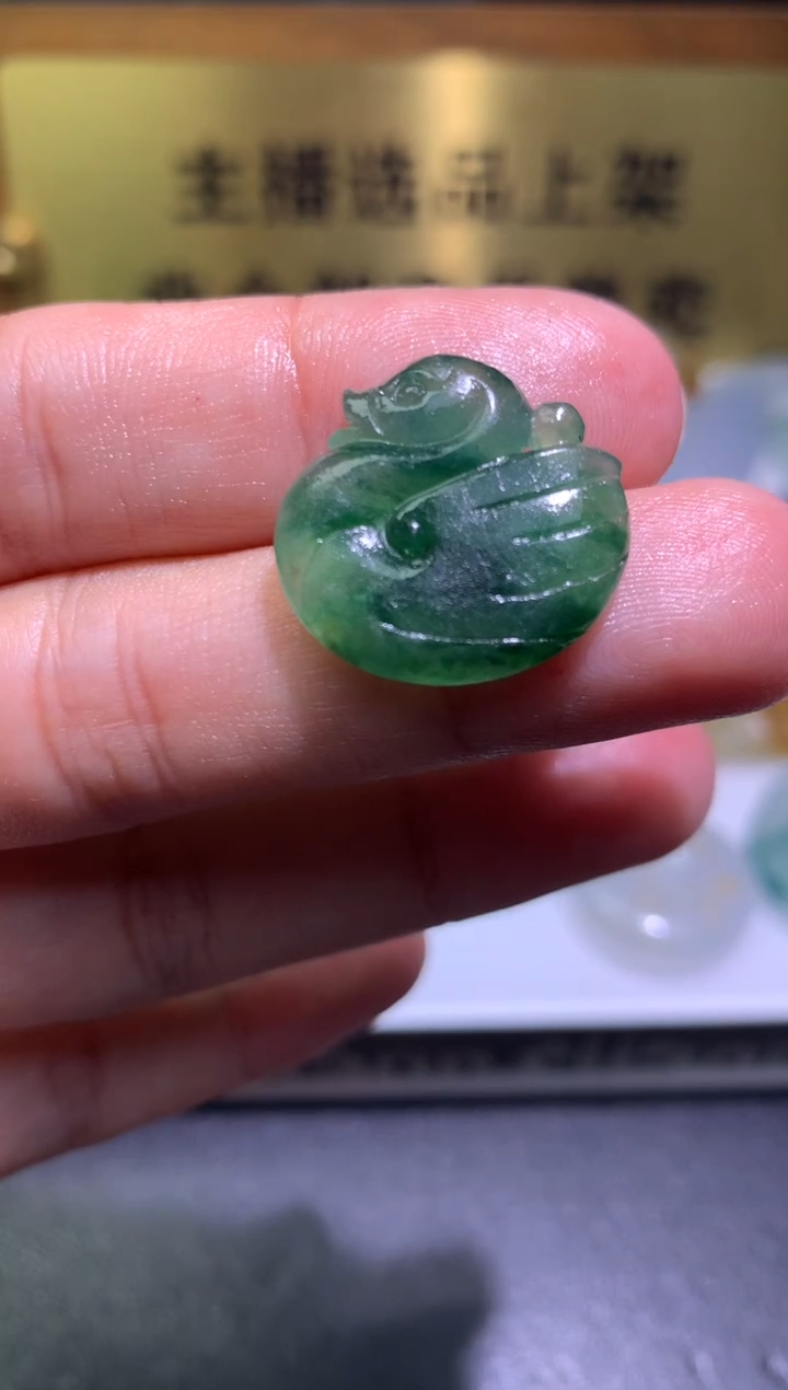 定制翡翠未镶嵌毛货