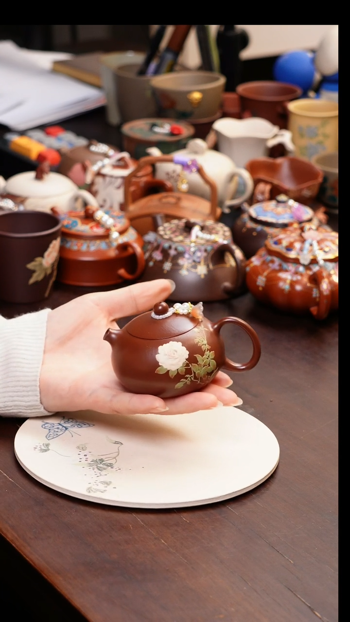 【闪购商品】原矿手工朱妮杯子壶