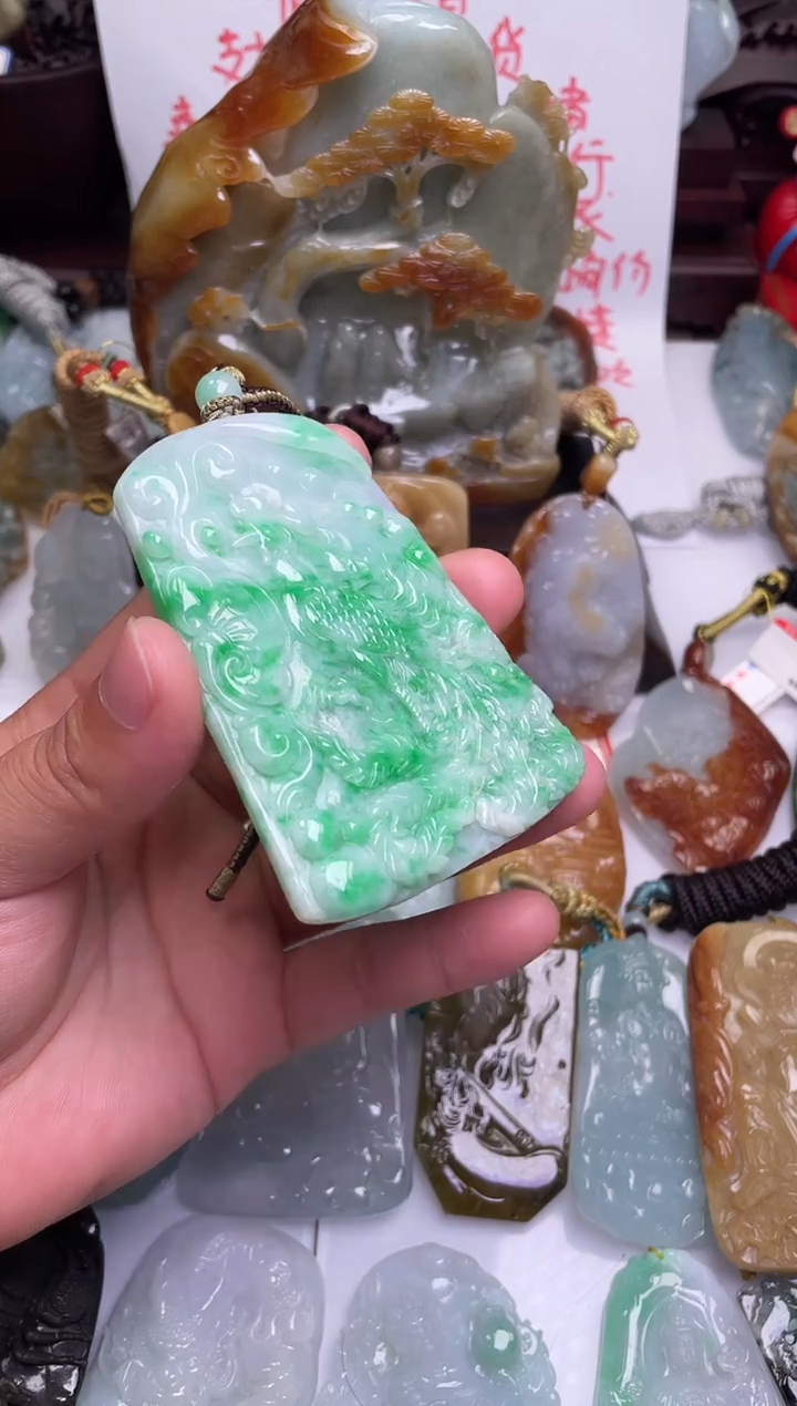 颈饰未镶嵌翡翠凤凰