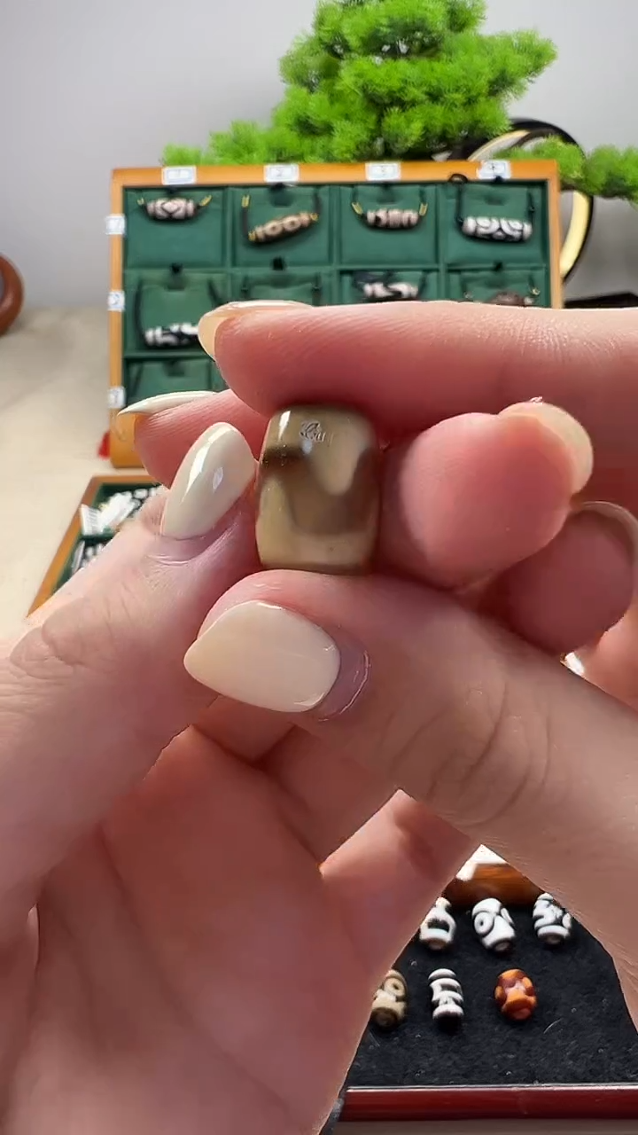 玛瑙/玉髓（覆膜）颈饰未镶嵌26（微瑕随机发货）