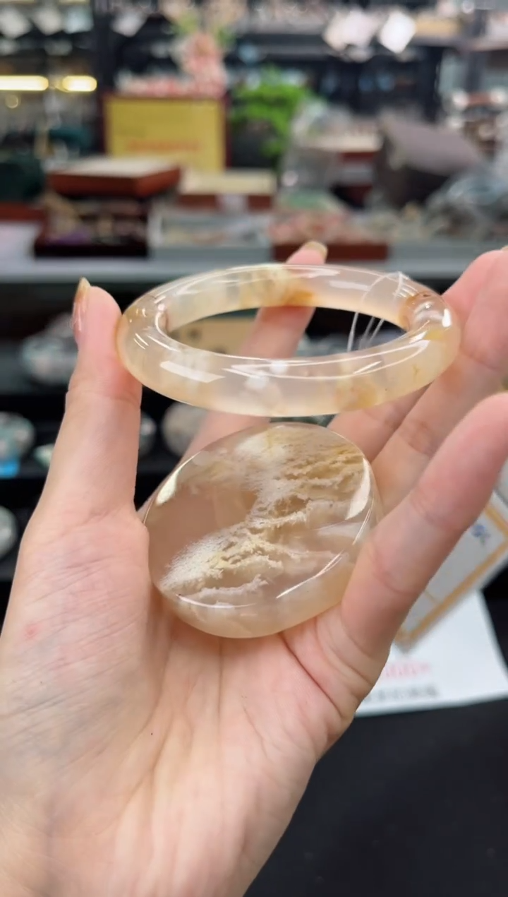 【闪购商品】石英质玉手镯未镶嵌55圈口（赠品镯心）3541389