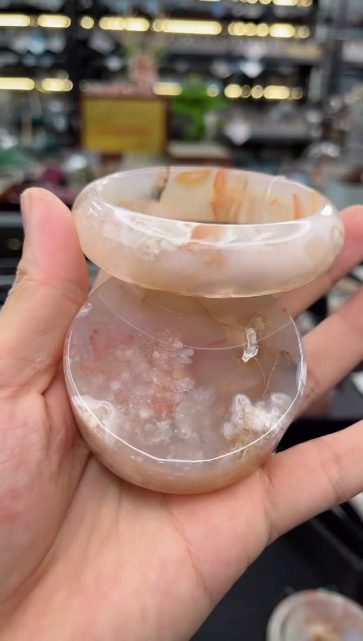 【闪购商品】石英质玉手镯未镶嵌61圈口（赠品镯心）3681311