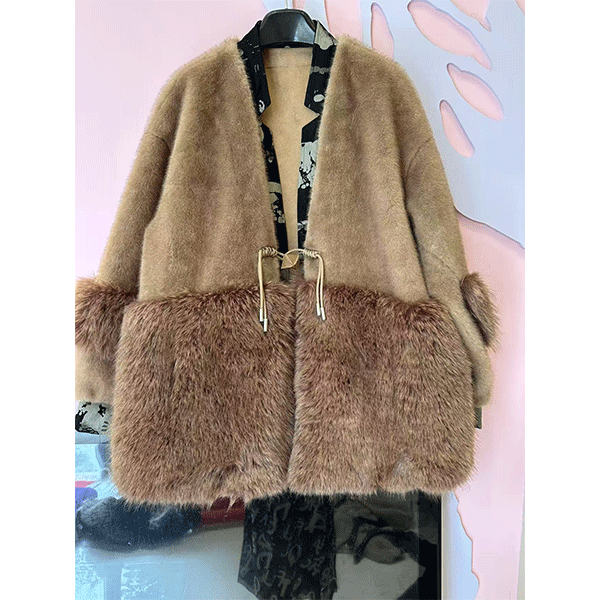 LE   23170  休闲短款时尚潮流气质洋气连帽冬季女士翻领外套