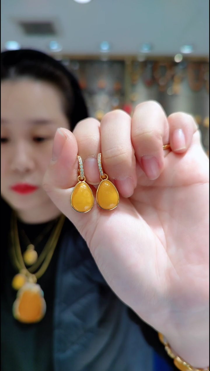 蜜蜡银S925镀金镶嵌珠宝奇石﹣A511蜜蜡耳坠