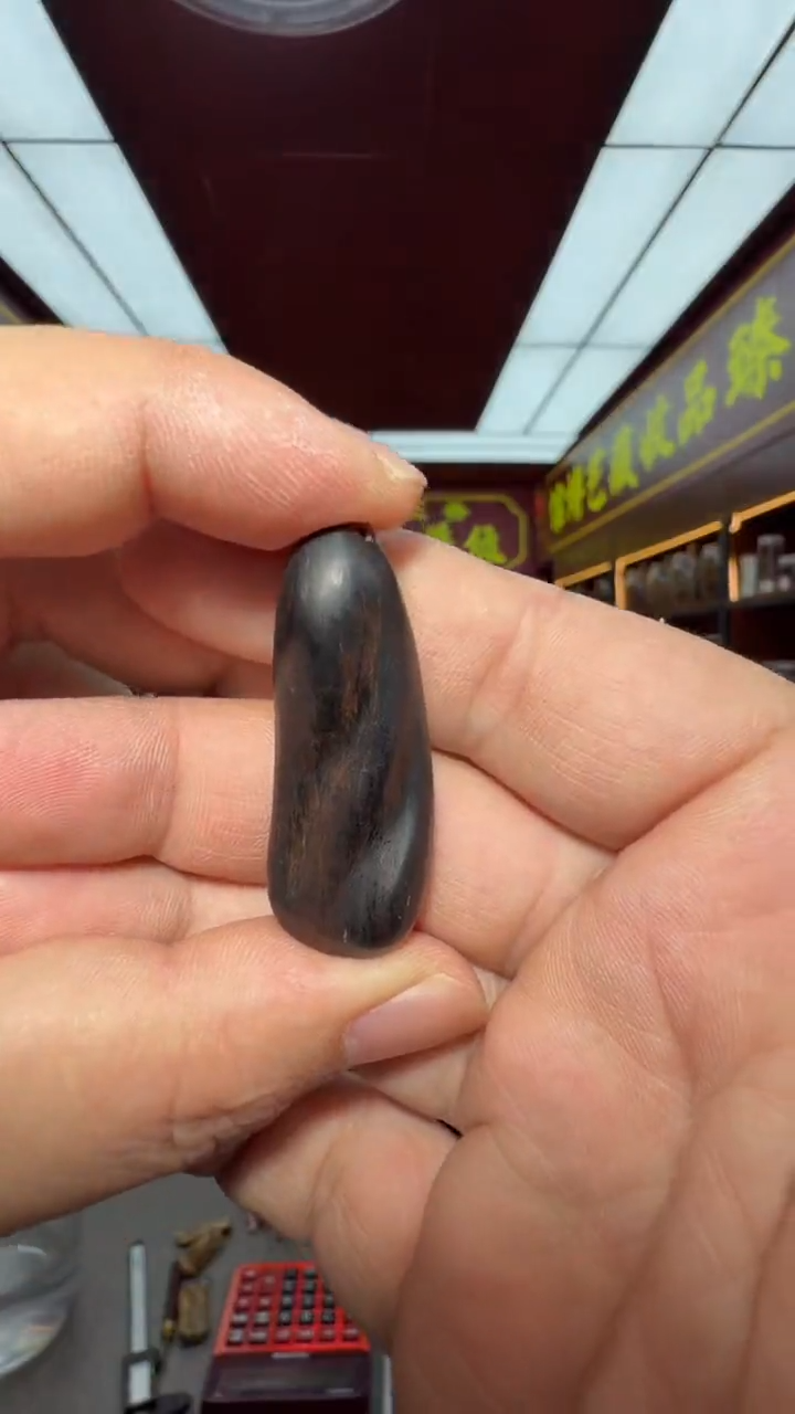 沉香吊坠多样性发一