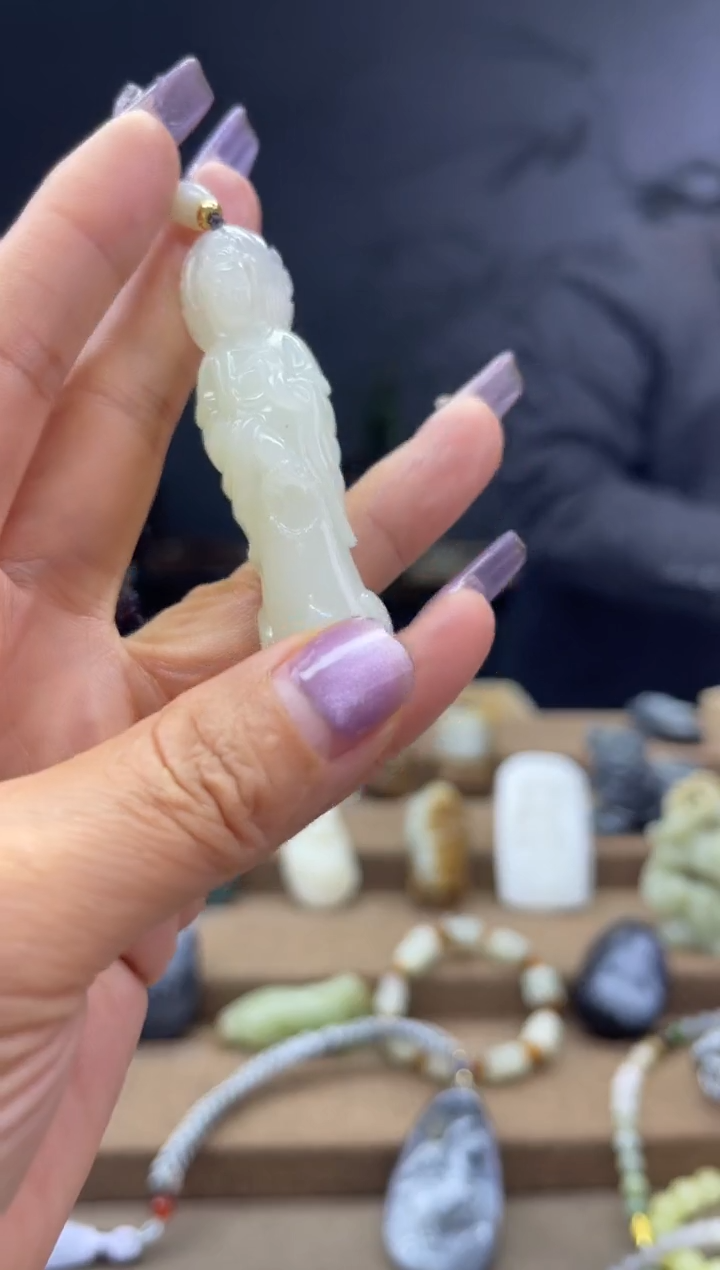 颈饰未镶嵌和田玉1