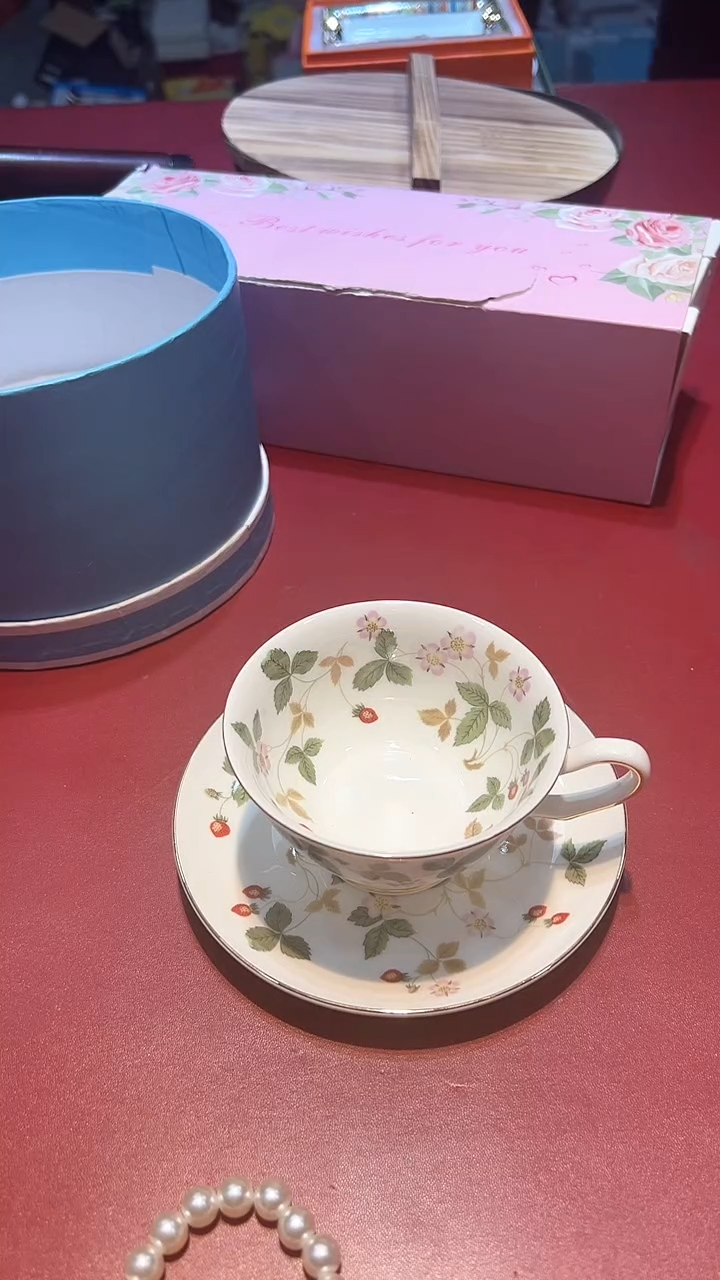 【闪购商品】瓷片锅碗瓢盆一件不剩