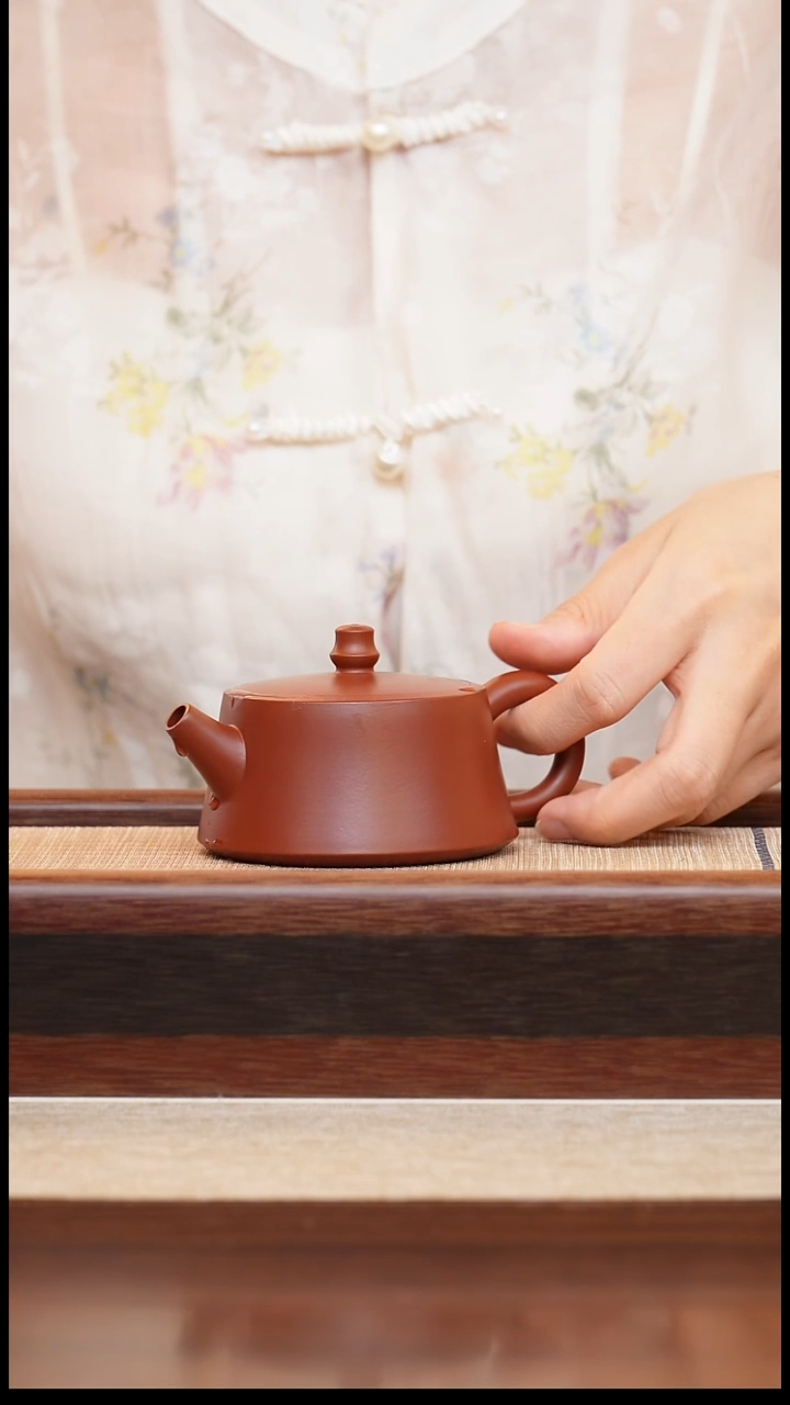 朱泥矮柱础宜兴手工紫砂壶