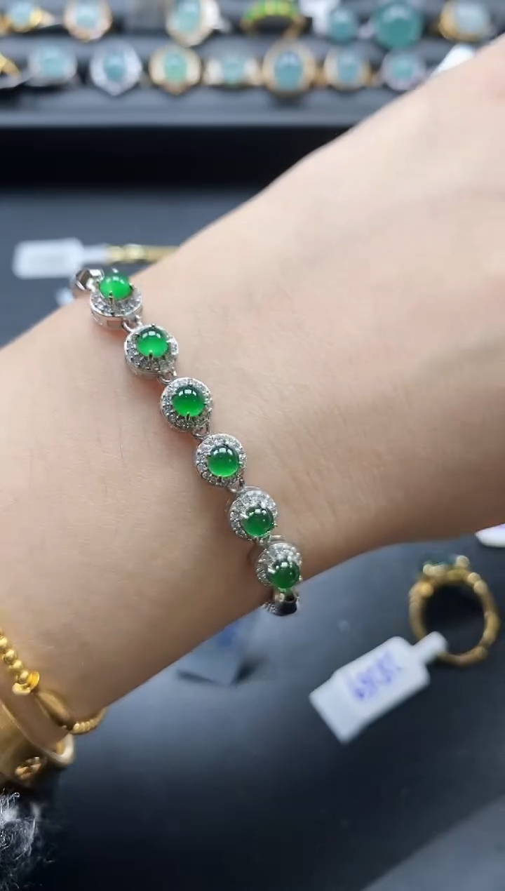 【闪购商品】翡翠戒指银S925镶嵌111111-