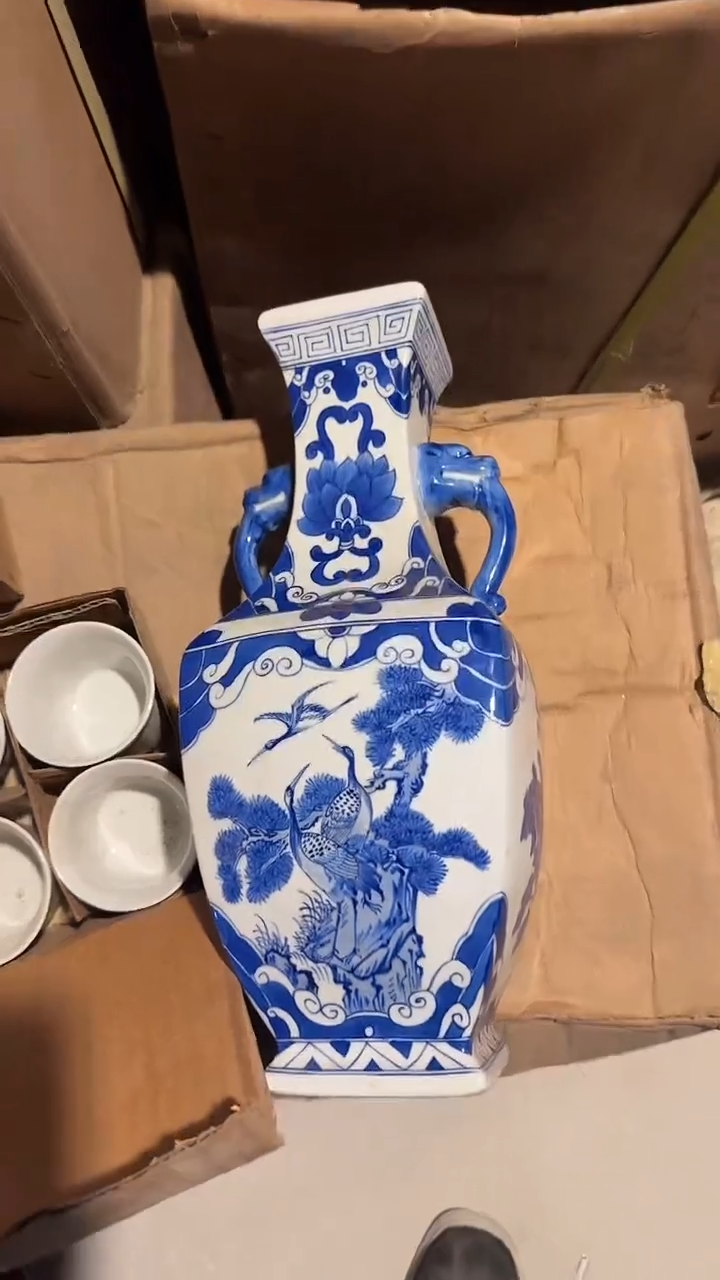 昨****约出口创汇陶瓷灯台