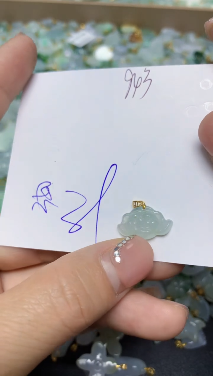 【闪购商品】翡翠挂件18K金镶嵌 天然翡翠A货