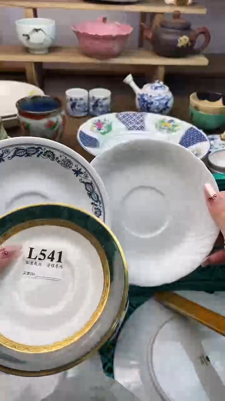 瓷片c***。                    
