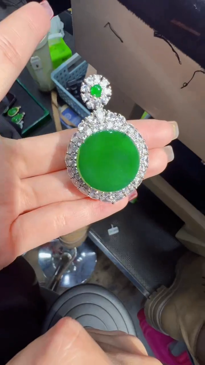 【闪购商品】定制翡翠未镶嵌无事牌商品多样性发货1