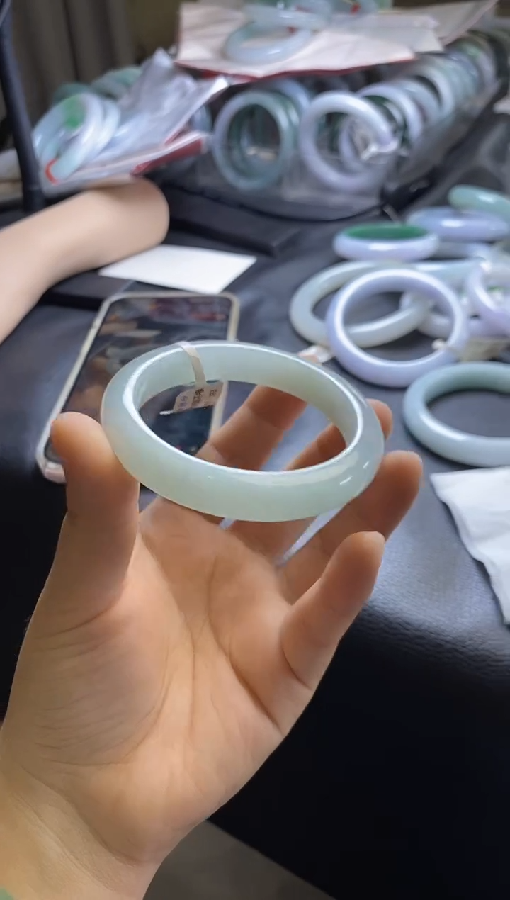 未镶嵌手镯翡翠36
