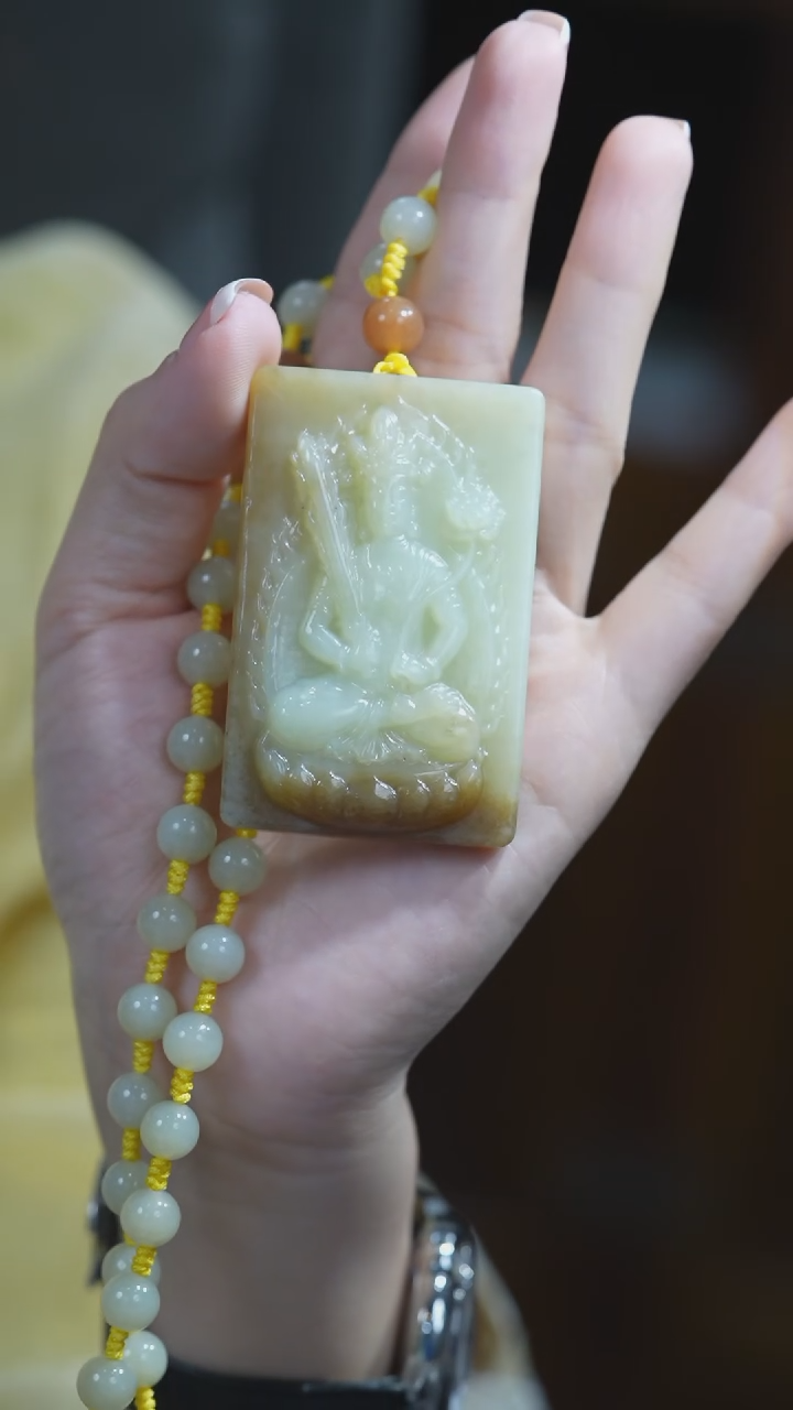 和田玉未镶嵌颈饰虚空藏