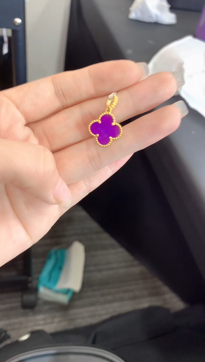 【闪购商品】苏纪石（舒俱来）.足金镶嵌舒俱来吊坠