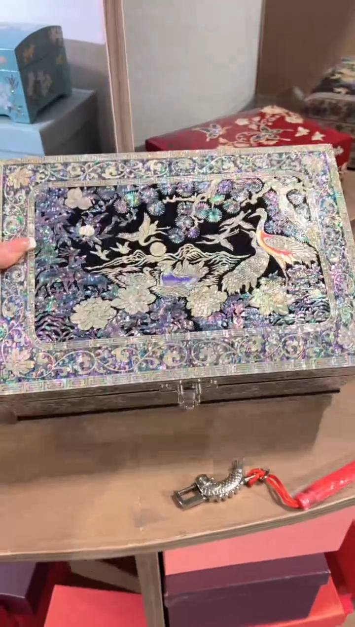 【闪购商品】鱼锁满贝底·弘贝雅螺钿漆器文化馆