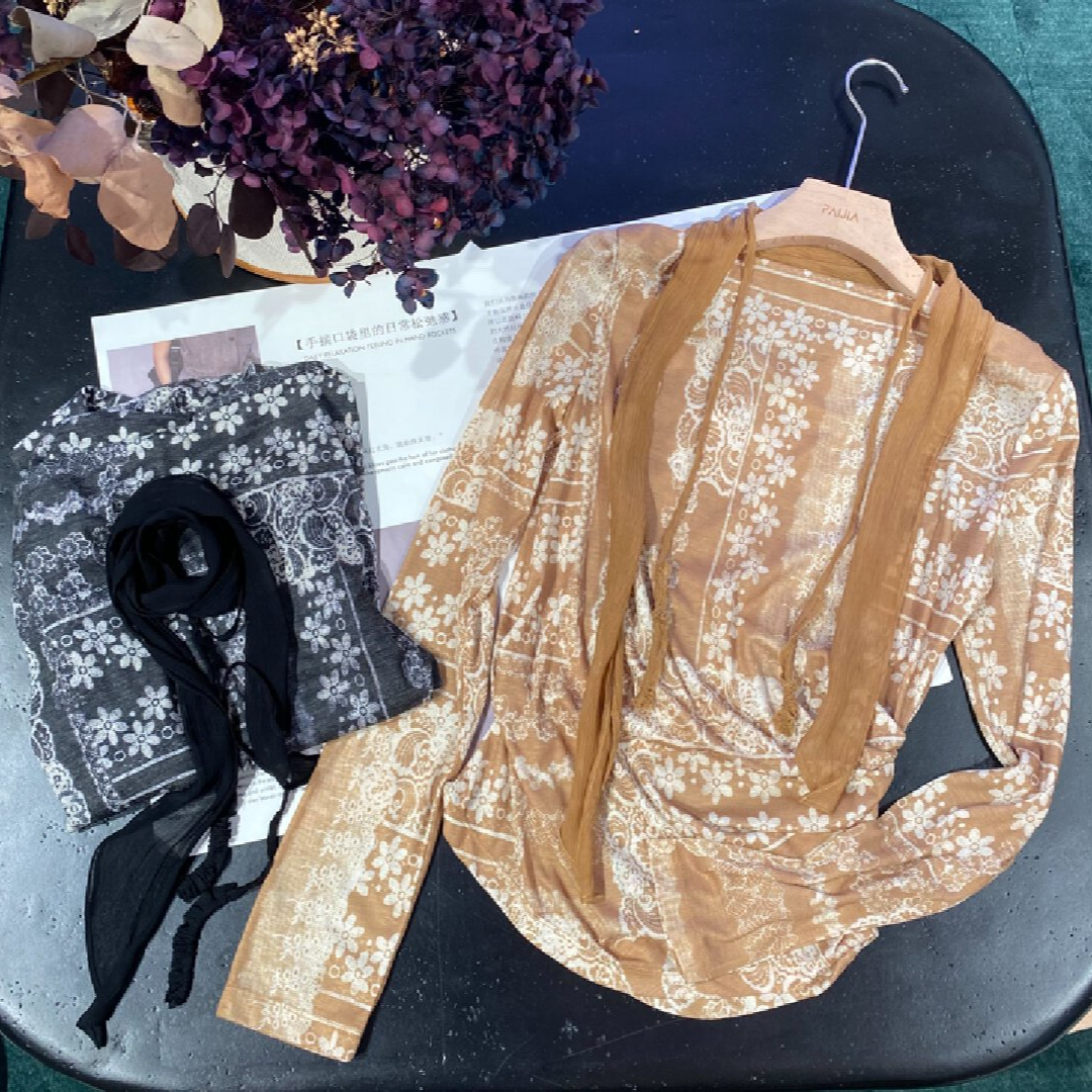 1181卡其色花色腰果提花设计时尚百搭大衣上衣