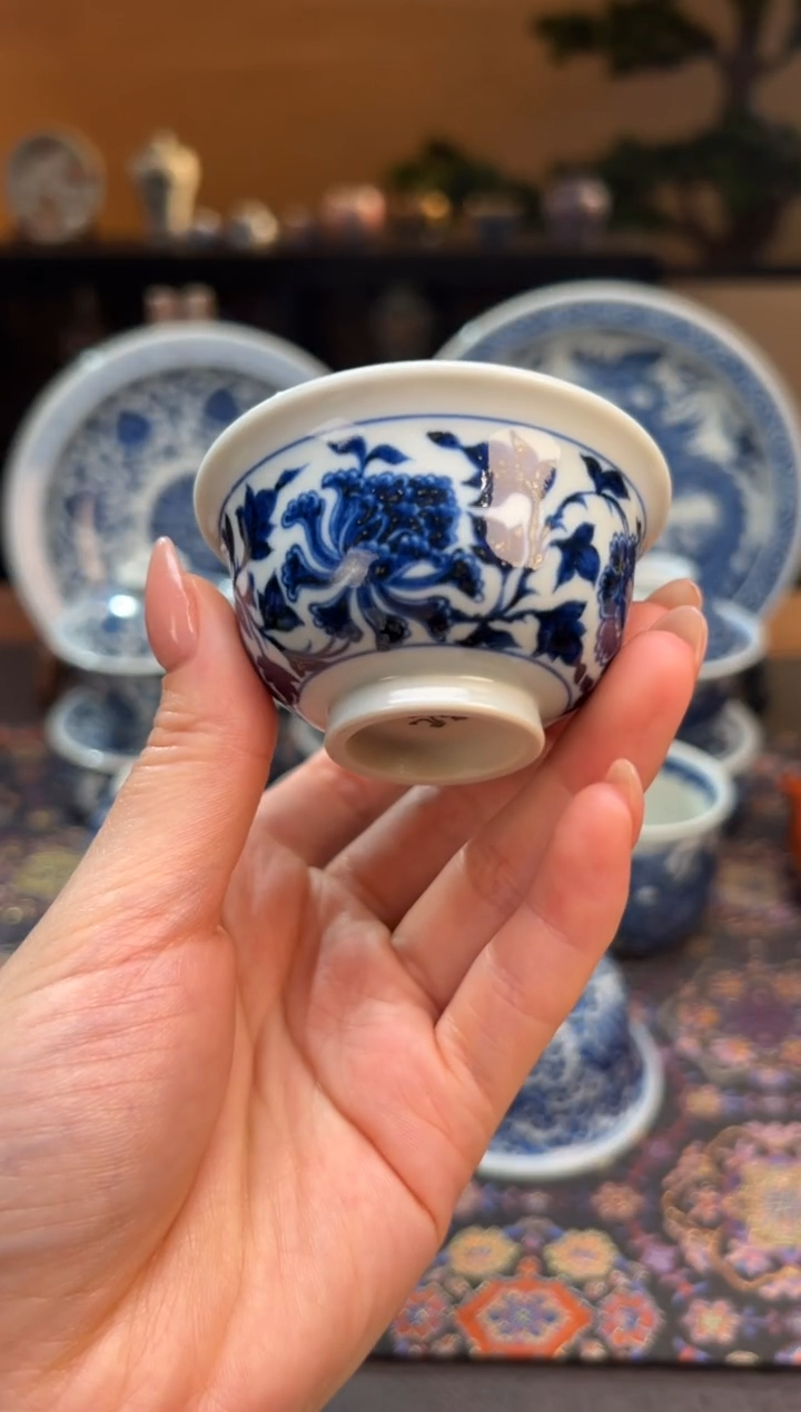 瓷片四下牡丹 小压手     