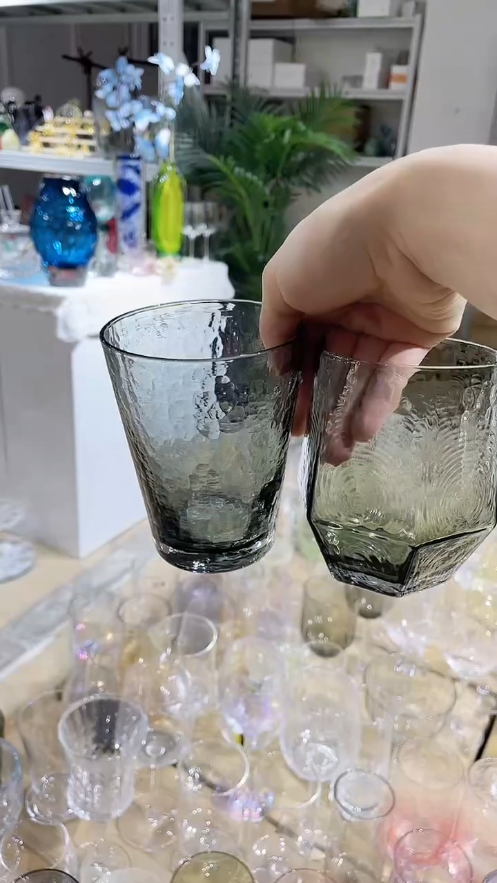 【闪购商品】水晶玻璃2只不同款锤纹水杯原色