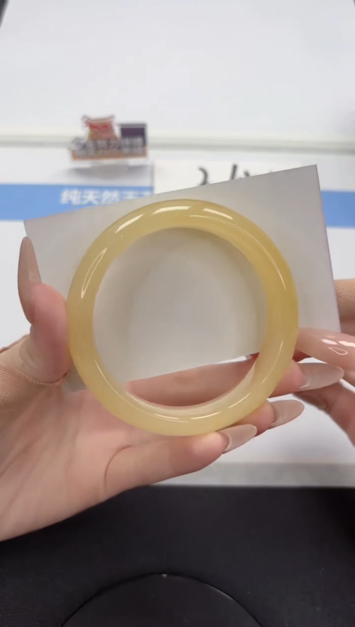 【闪购商品】石英质玉手镯未镶嵌A362-60