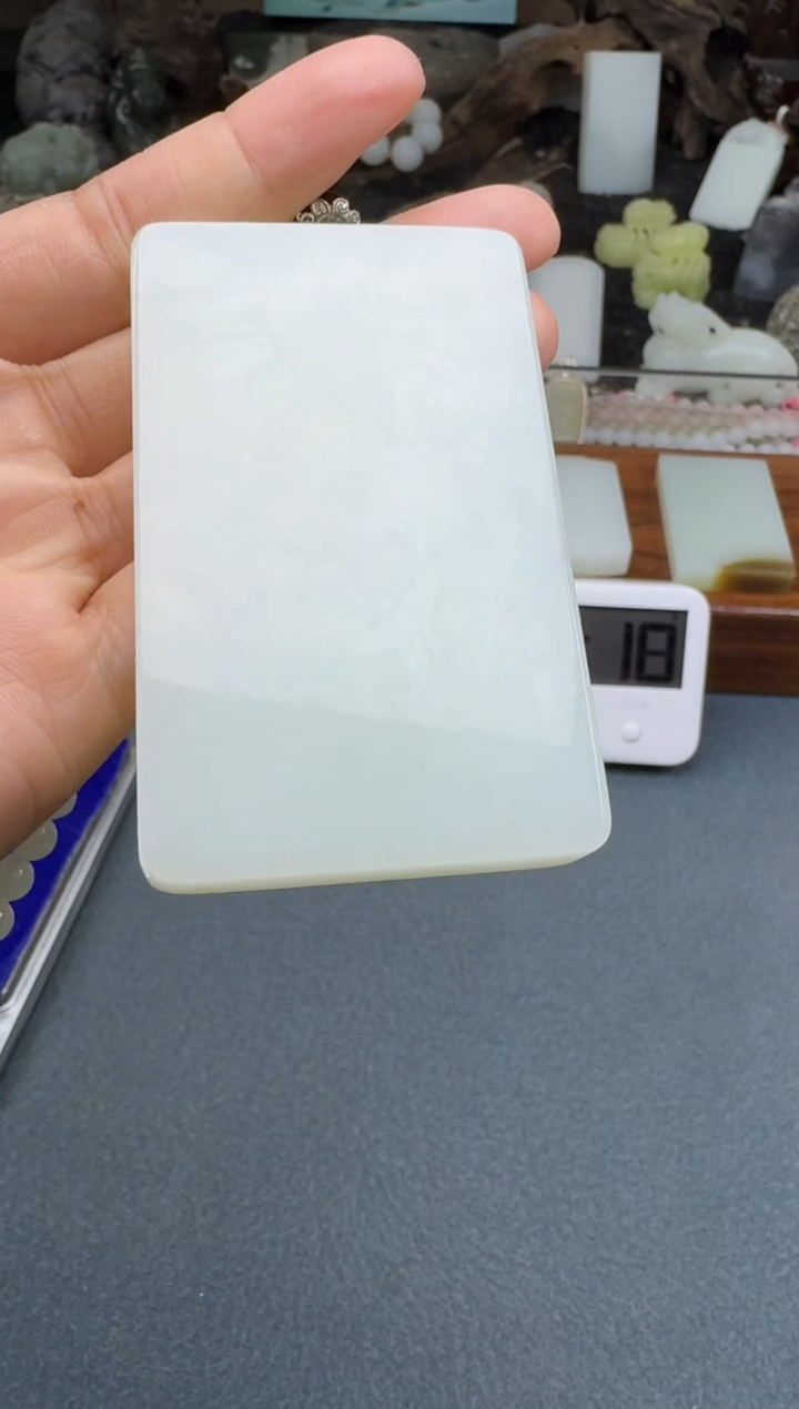 【闪购商品】和田玉颈饰未镶嵌开心