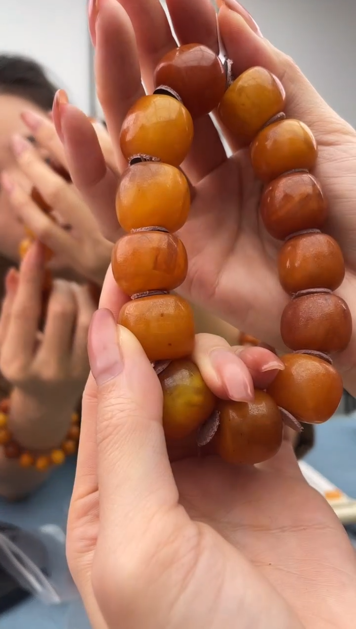 【闪购商品】蜜蜡珠宝奇石未镶嵌微瑕假一罚十，061.20