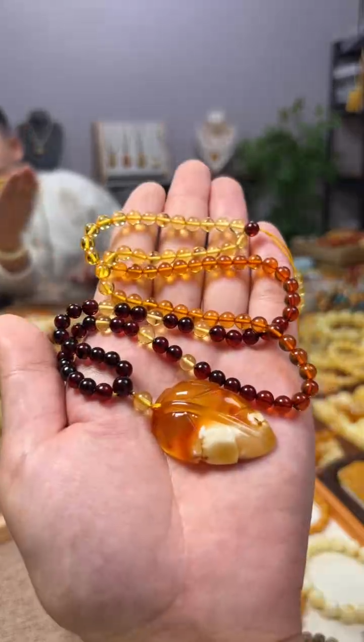 【闪购商品】蜜蜡裸石未镶嵌套链