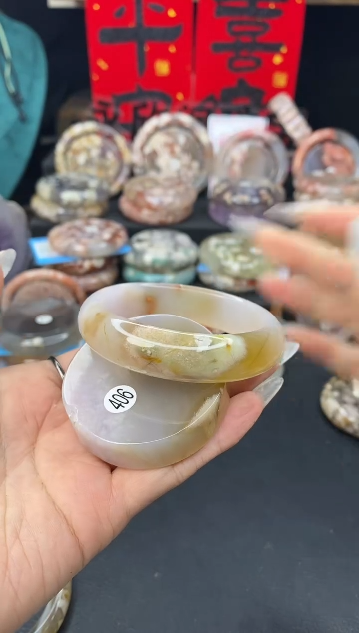 【闪购商品】石英质玉手镯（圆镯）未镶嵌55