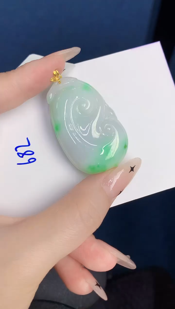 颈饰18K金镶嵌翡翠缅甸天然翡翠A货