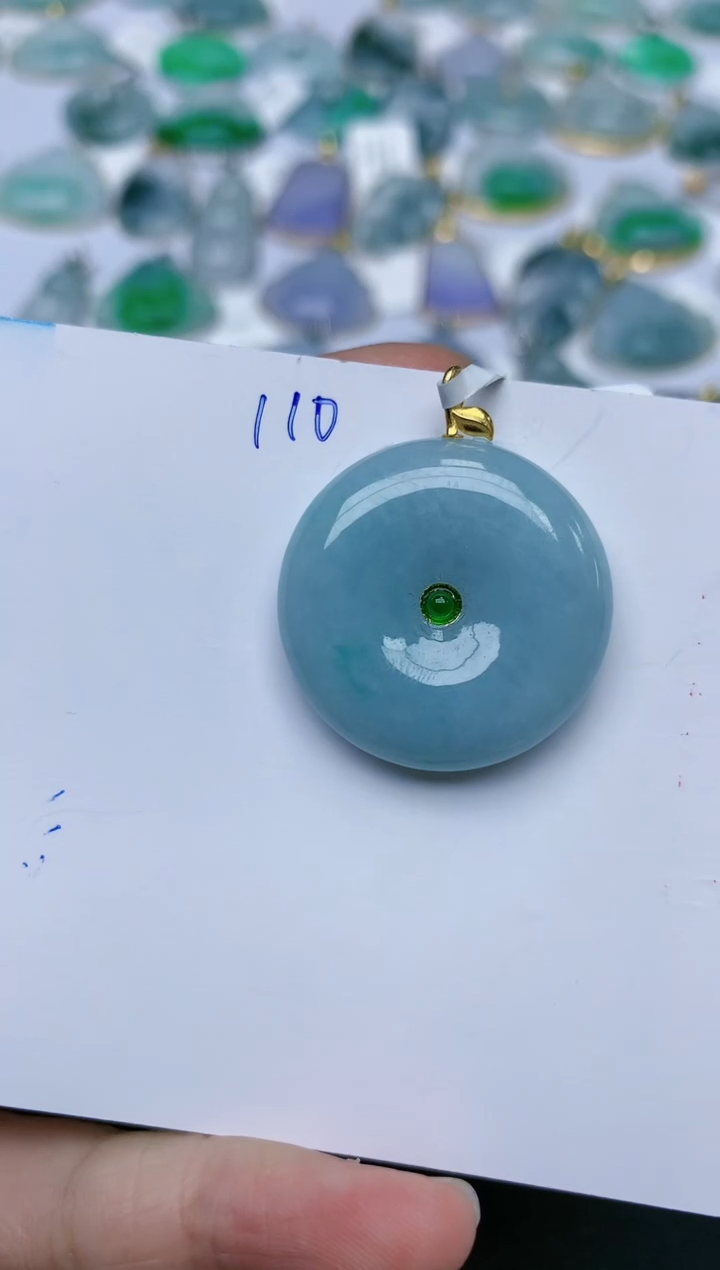 【闪购商品】翡翠颈饰18K金镶嵌天然翡翠A货    