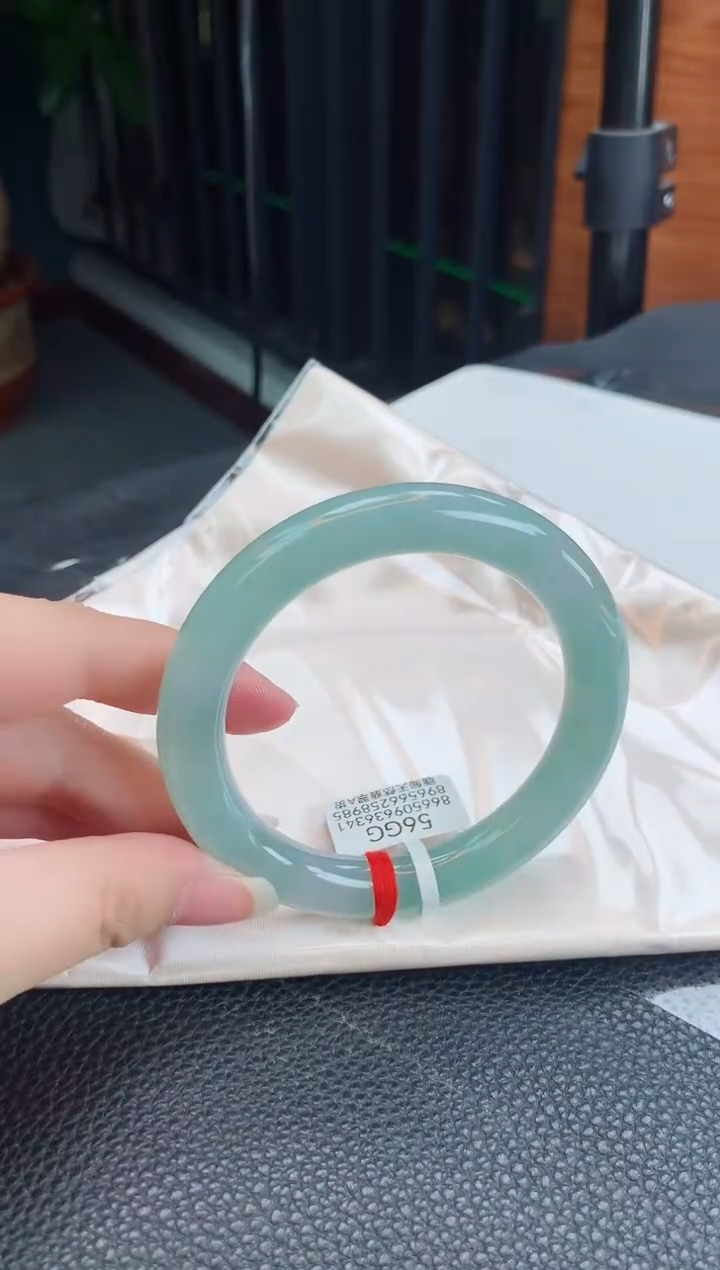 【闪购商品】翡翠手镯未镶嵌缅甸天然翡翠A货手镯
