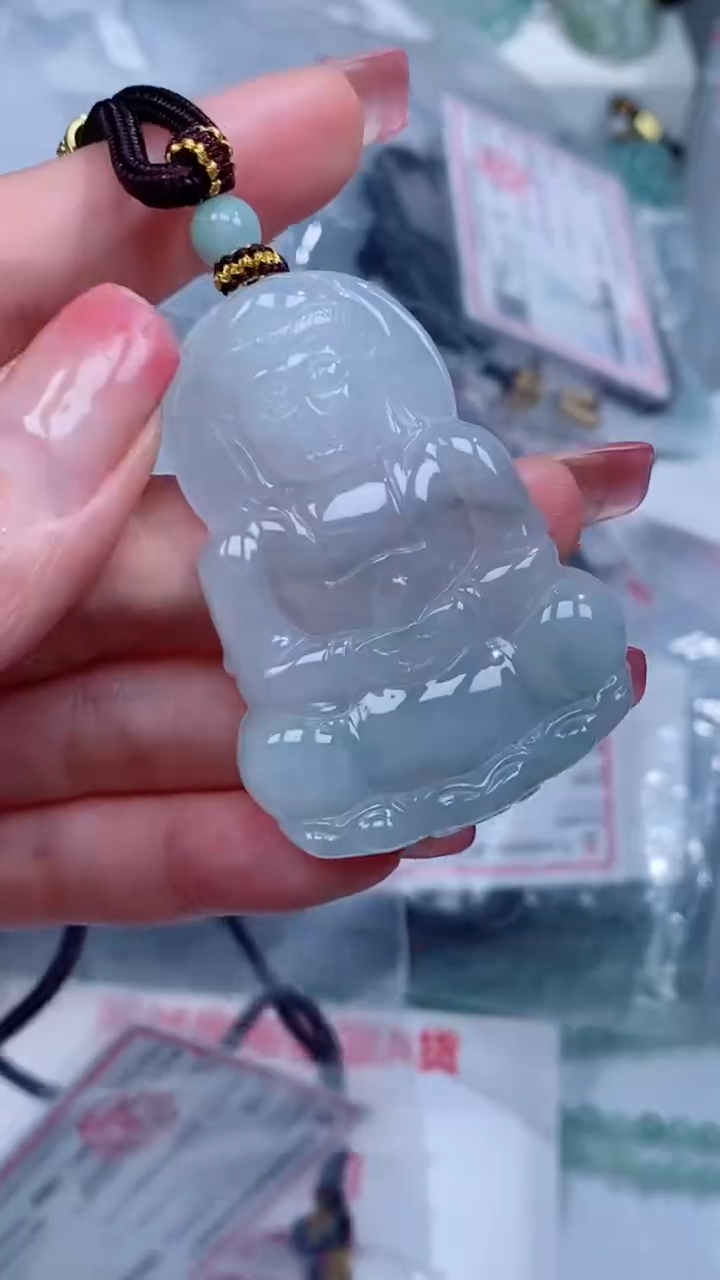 翡翠未镶嵌颈饰吊坠