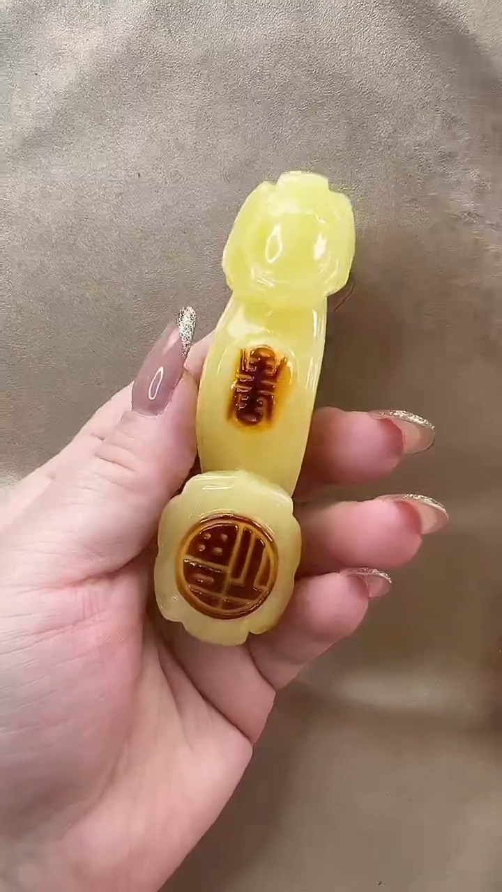 琥珀颈饰未镶嵌吊坠