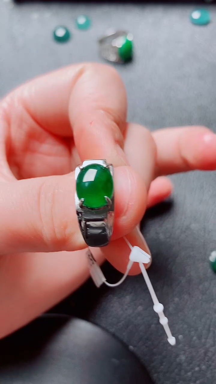 翡翠戒指银S925镶嵌11111