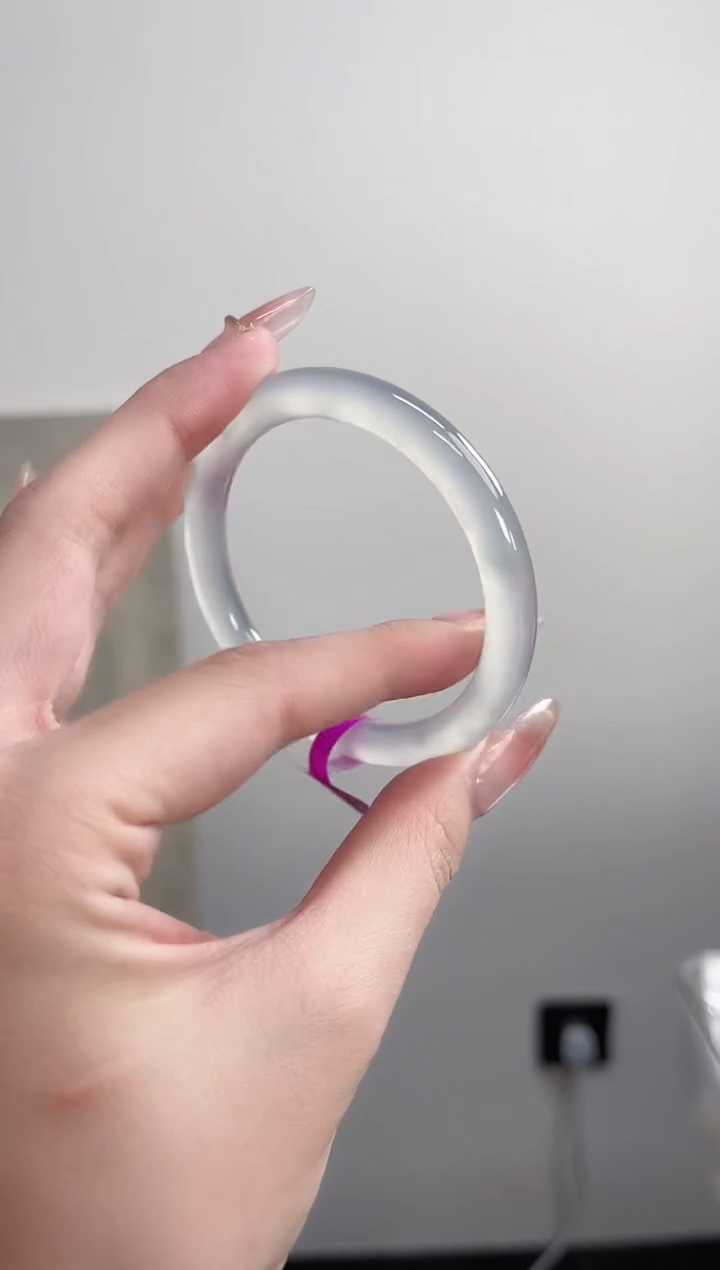 【闪购商品】玛瑙/玉髓手镯未镶嵌54-55圈 需要包容圆条