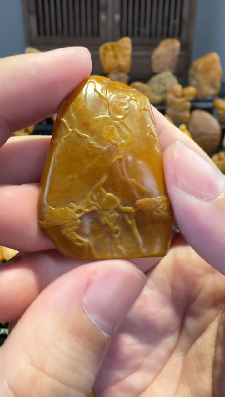 田黄石半知田黄直播间