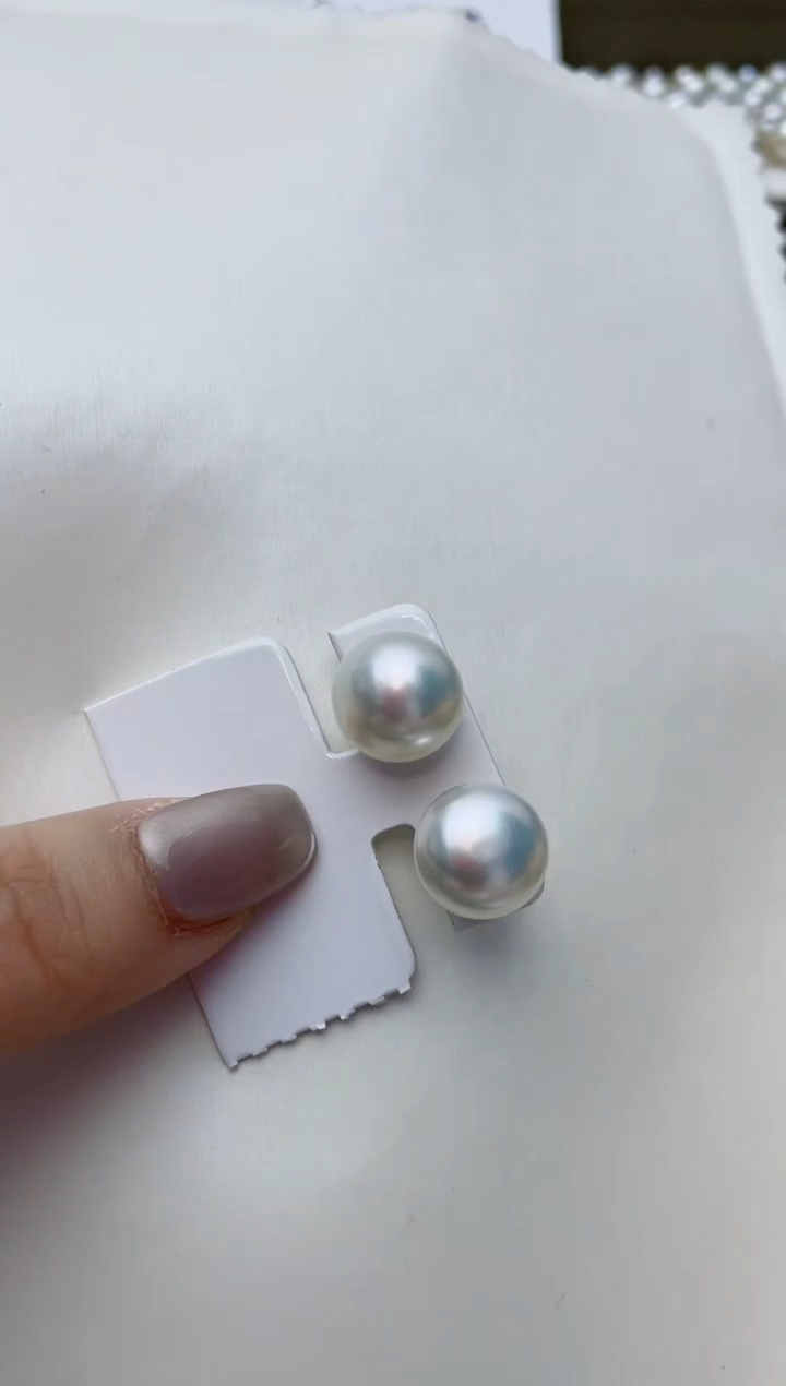 【闪购商品】海水珍珠耳饰18K金镶嵌A47