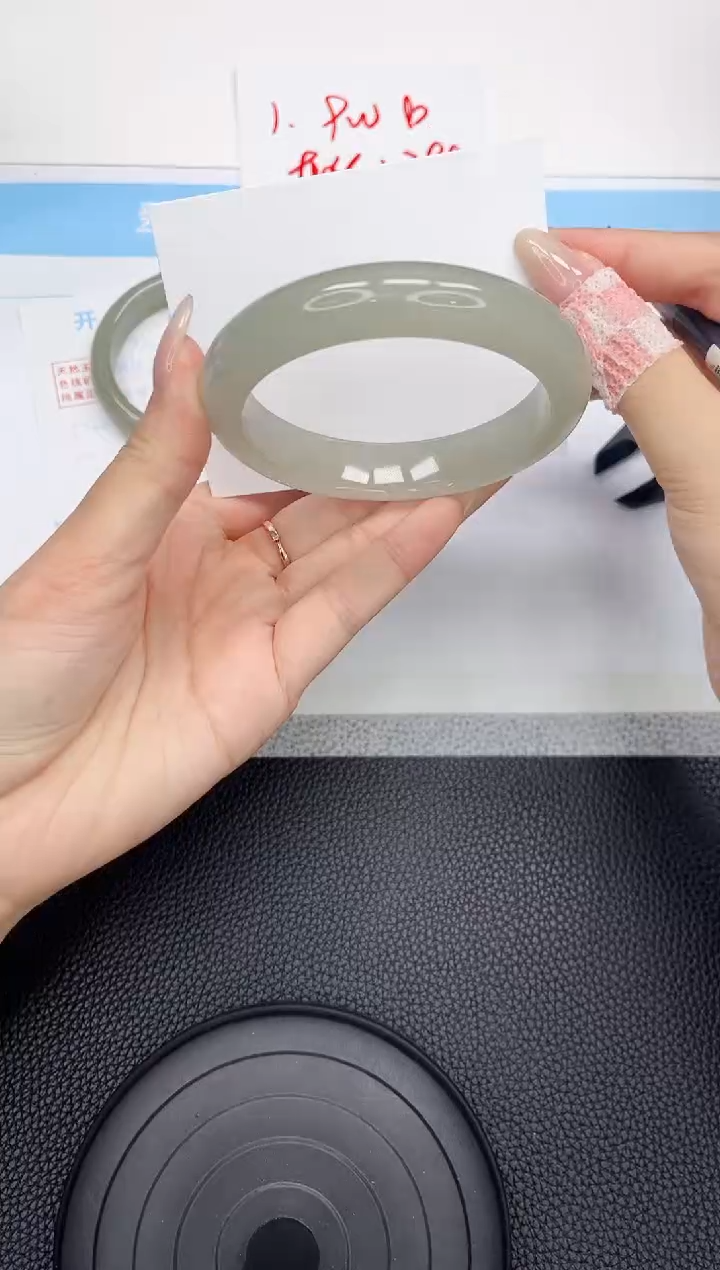 石英质玉手镯未镶嵌83-62.4